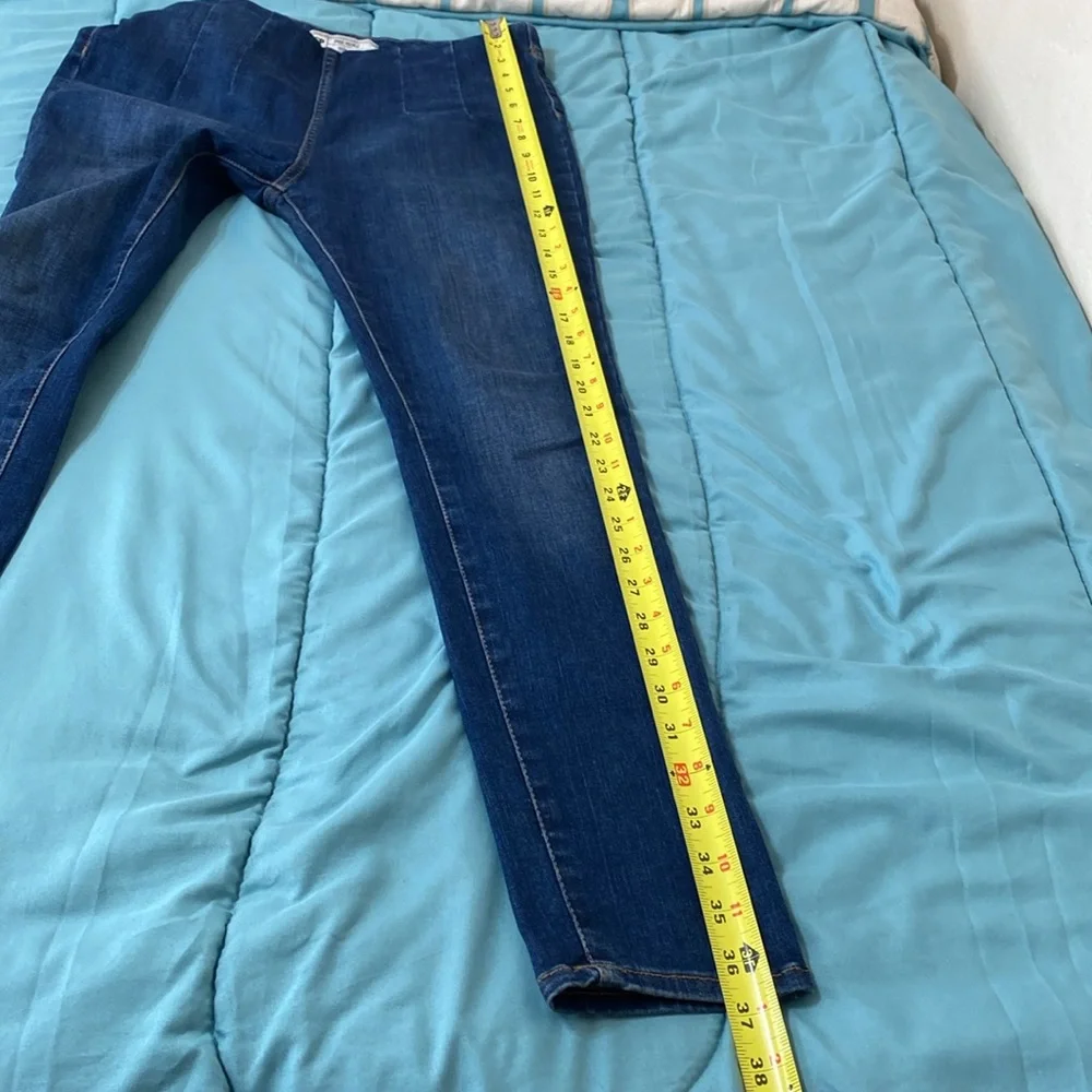 Free People Ultra High Pull On Skinny jeans size 28 - Picture 8 of 13